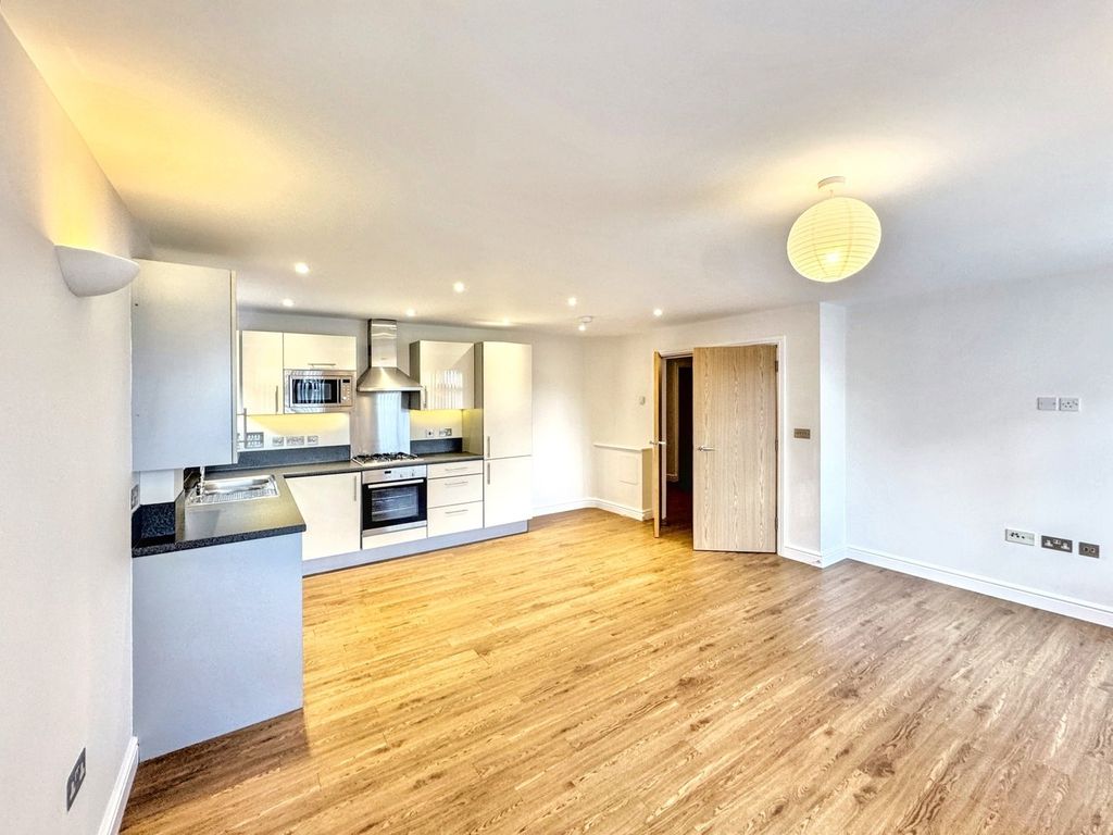 Additional image 6 of 2 bed flat for saleWest Way, Petts Wood, Orpington BR5