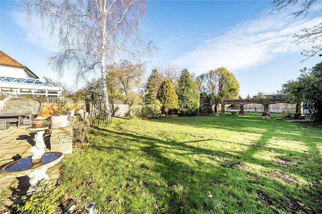 Additional image 13 of 6 bed detached house for saleSutherland Avenue, Petts Wood, Orpington BR5