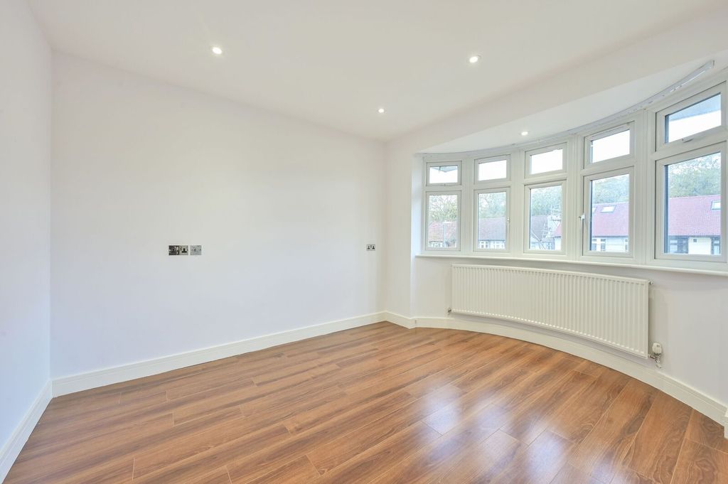 Additional image 17 of 5 bed semi-detached house for saleThurleston Avenue, Morden SM4