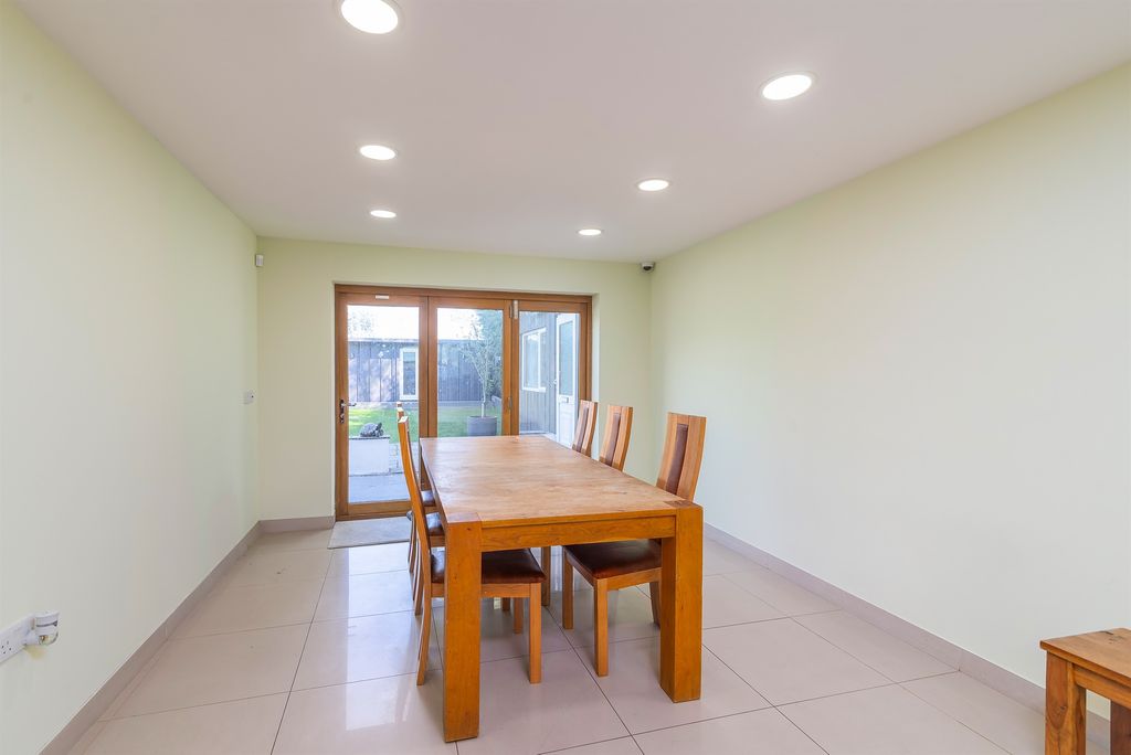 Additional image 9 of 5 bed detached house for saleLangford Road, Maldon CM9