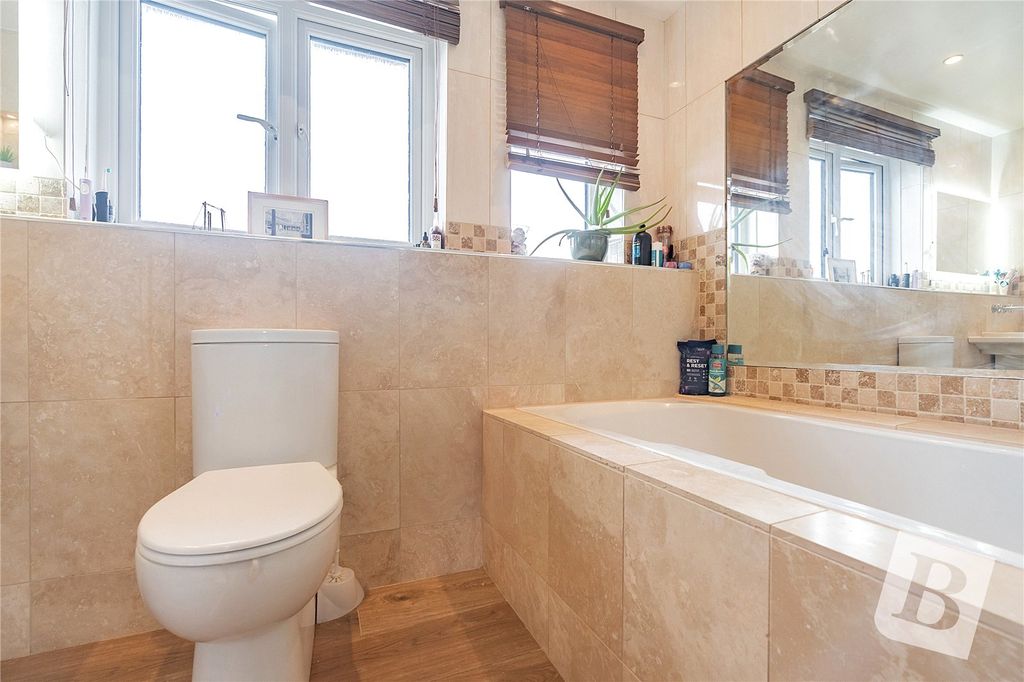 Additional image 16 of 5 bed semi-detached house for saleBrentwood Road, Ongar, Essex CM5