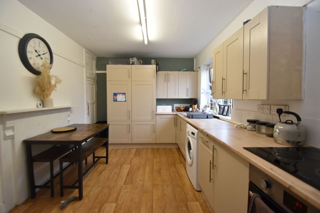 Additional image 8 of 3 bed flat for saleRoman Bank, Skegness PE25