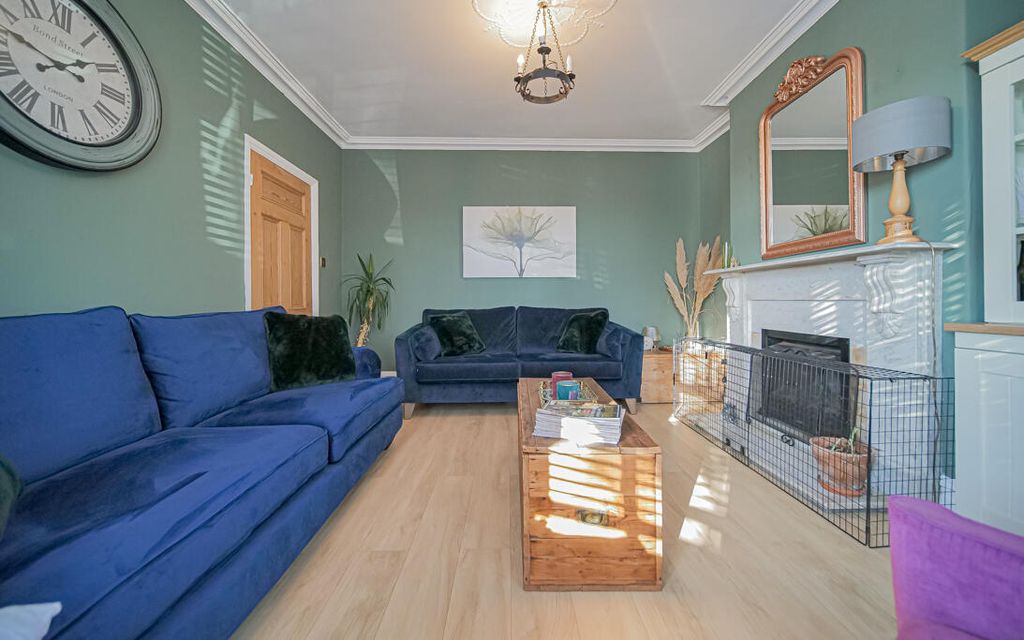 Additional image 4 of 4 bed semi-detached house for saleSandridge Road, Melksham, Wiltshire SN12