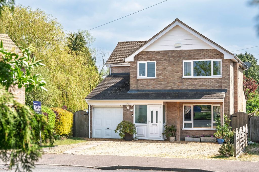 4 bed detached house for saleFosseway Avenue, Moreton-In-Marsh GL56