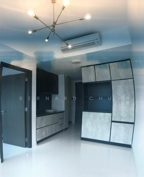 71 Oxley Rise photo 5