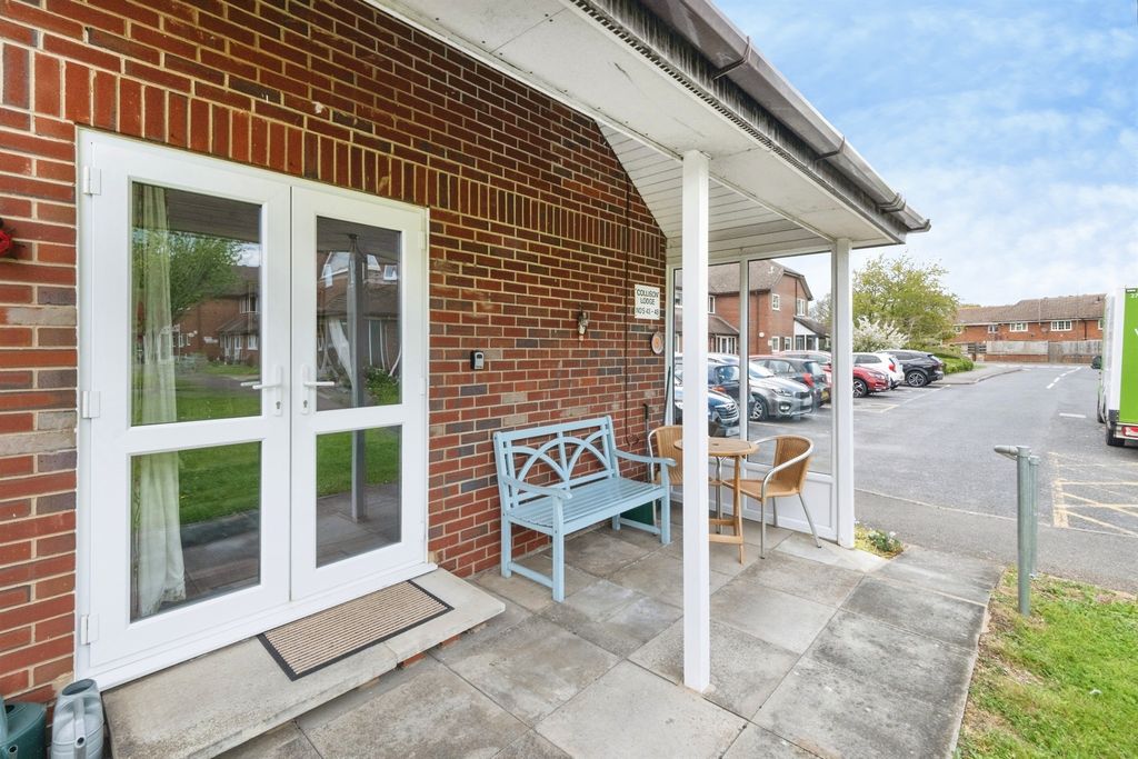 Additional image 12 of 2 bed flat for saleRuskin Court, Newport Pagnell MK16