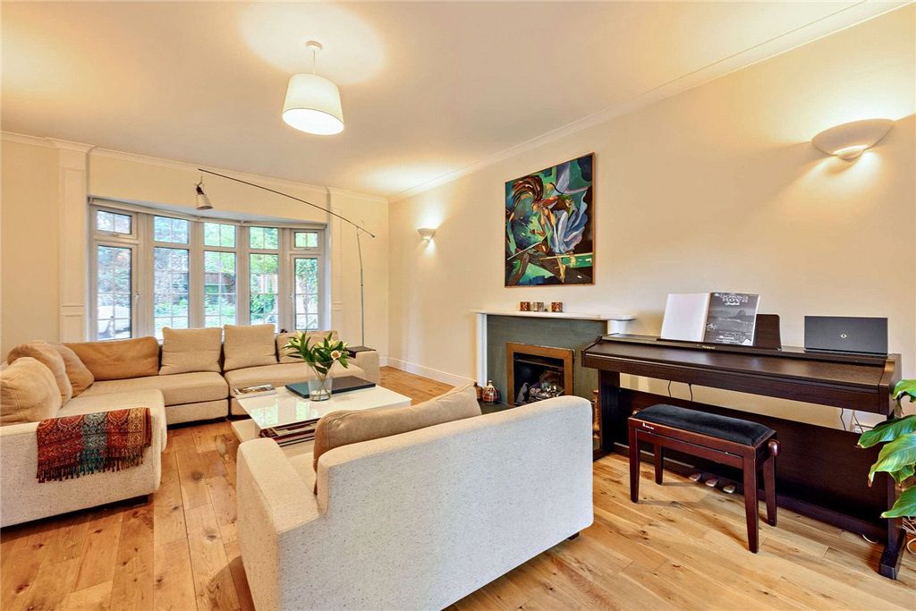 Additional image 5 of 5 bed detached house for saleAndover Road, Newbury, Berkshire RG14