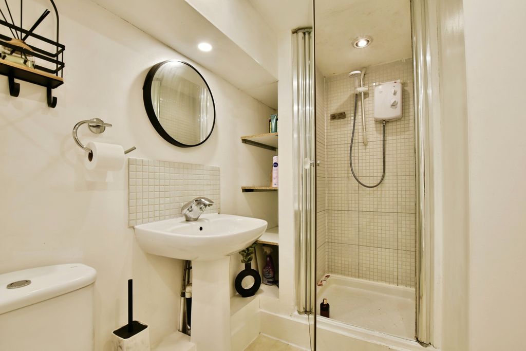 Additional image 14 of 2 bed flat for salePickford Street, Macclesfield SK11
