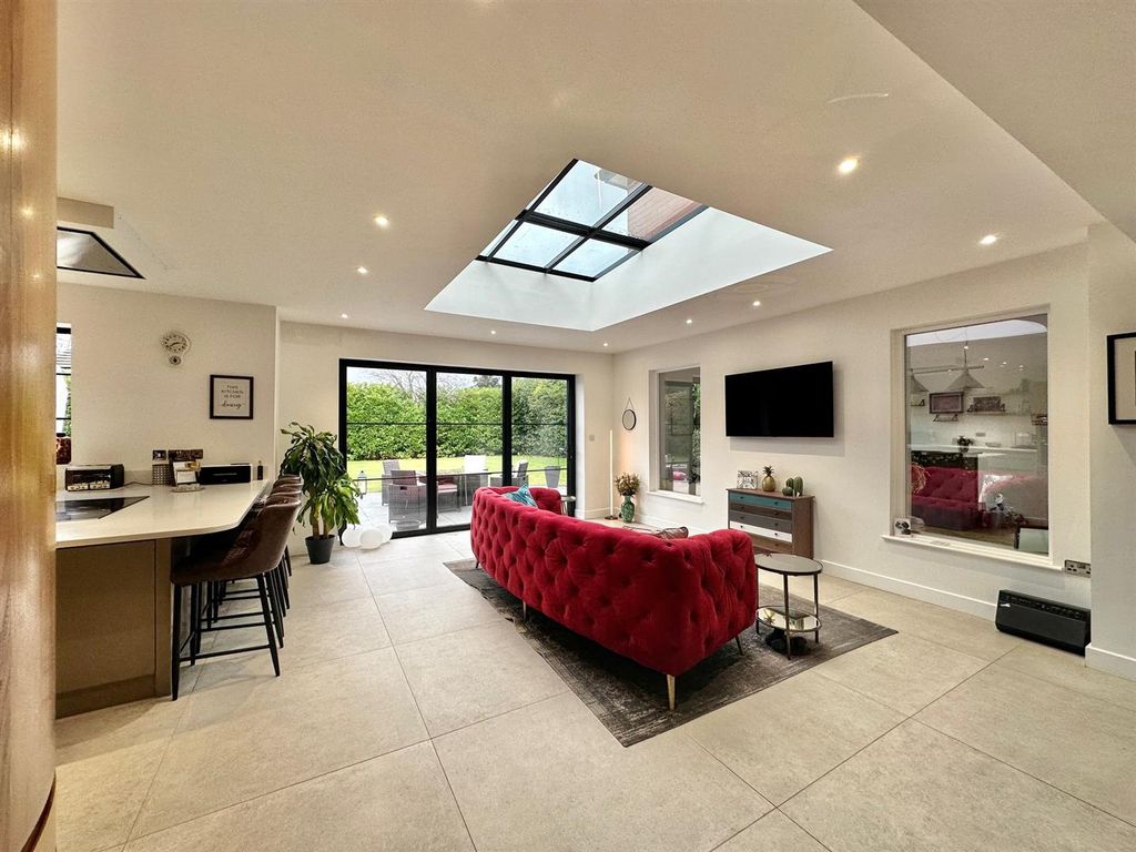 Additional image 14 of 6 bed detached house for saleCrewe Road, Nantwich, Cheshire CW5
