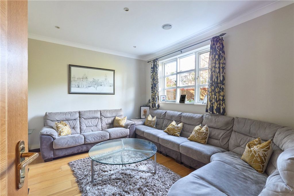 Additional image 10 of 4 bed detached house for saleMill Reef, Newmarket, Suffolk CB8