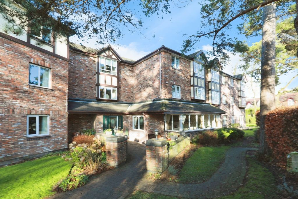 Additional image 10 of 2 bed flat for saleTabley Road, Knutsford, Cheshire WA16