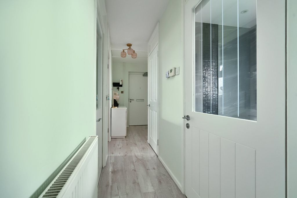 Additional image 16 of 2 bed flat for saleBeach Croft, Lancing, West Sussex BN15