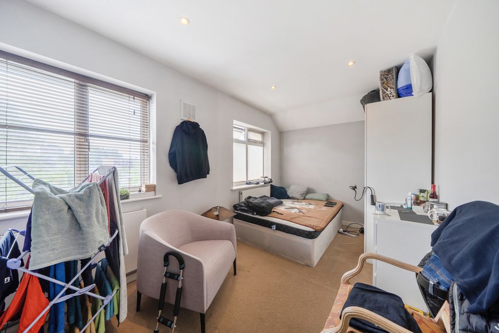 Additional image 14 of 5 bed semi-detached house for saleHawtrey Avenue, Northolt UB5