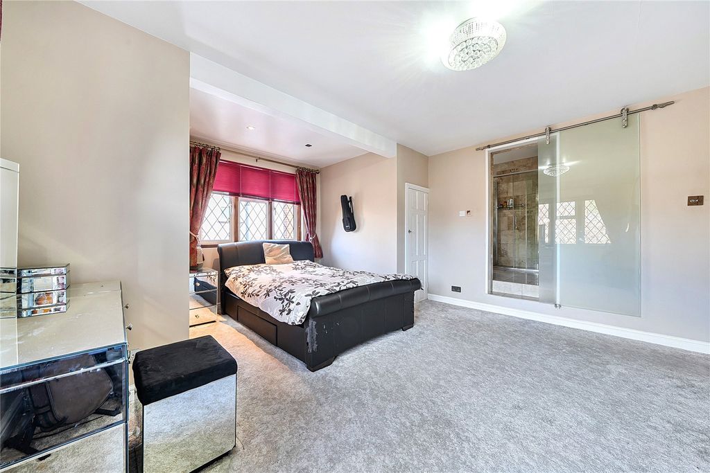 Additional image 10 of 6 bed detached house for saleSutherland Avenue, Petts Wood, Orpington BR5