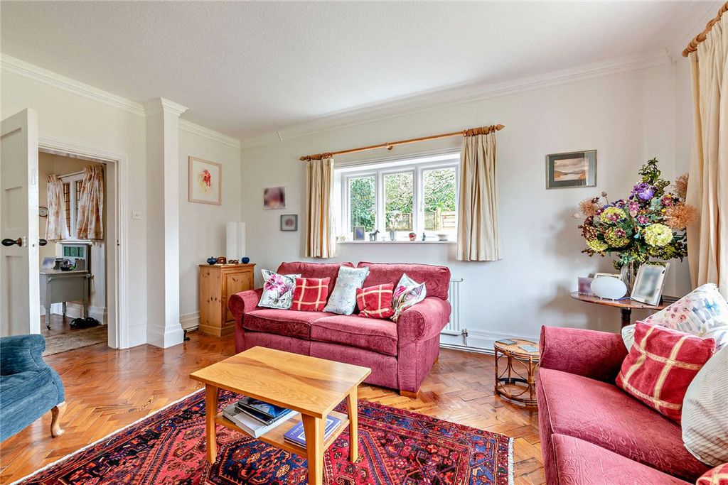 Additional image 3 of 5 bed detached house for saleAndover Road, Newbury, Berkshire RG14