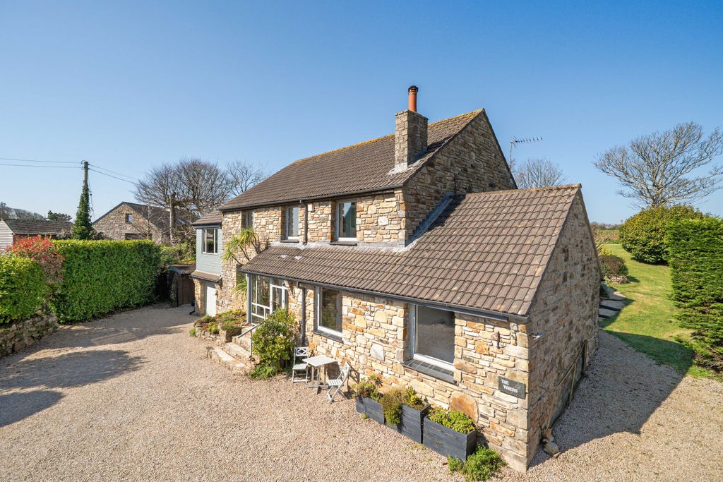 5 bed detached house for saleRosehill, Penzance, Cornwall TR20