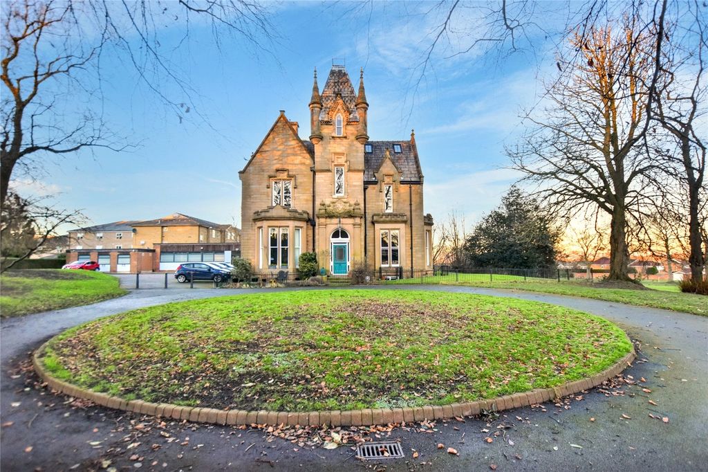 1 bed flat for saleWestroyd Hall, New Street, Farsley, West Yorkshire LS28