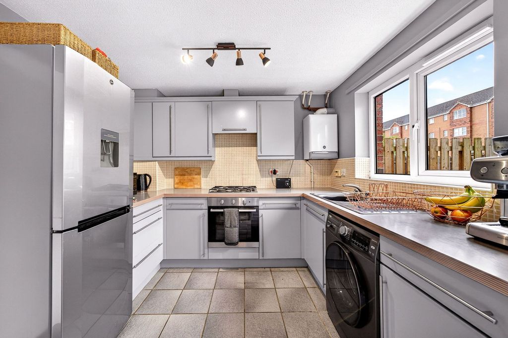Additional image 6 of 3 bed end terrace house for saleKersehill Crescent, Falkirk FK2
