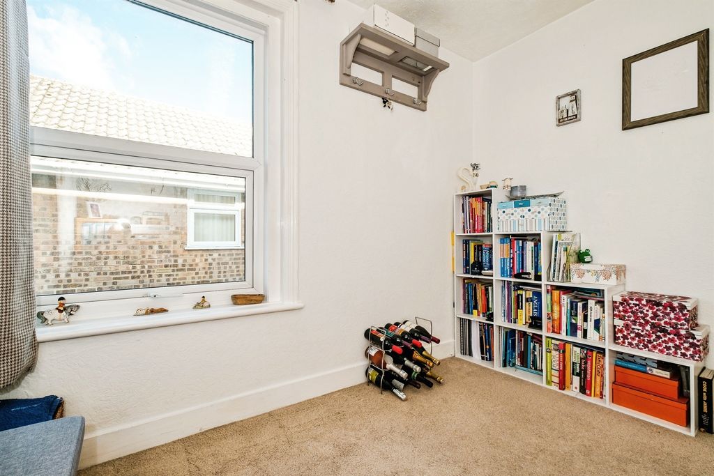 Additional image 12 of 2 bed flat for saleChester Avenue, Lancing BN15