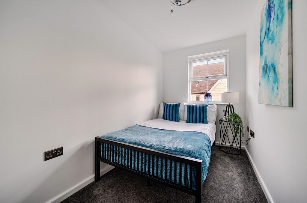 Additional image 7 of 2 bed flat for saleRiverside, Codmore Hill, Pulborough RH20