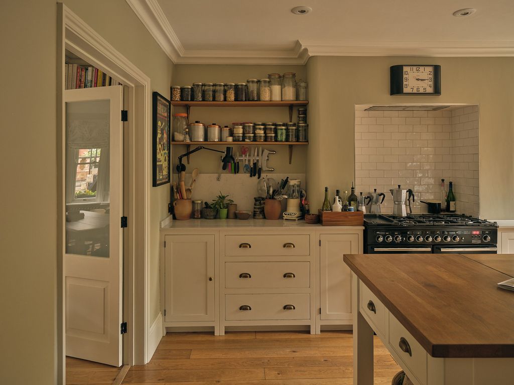 Additional image 4 of 4 bed town house for saleWellington Road, Newark NG24