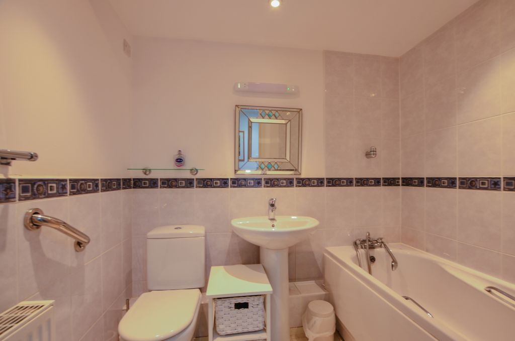 Additional image 8 of 2 bed flat for saleBrunel Quays Great Western Village, Lostwithiel, Cornwall PL22