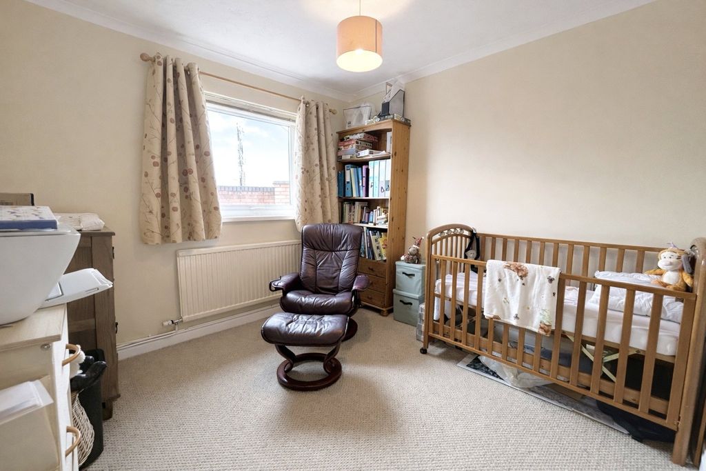 Additional image 10 of 3 bed bungalow for saleCamuset Close, Milford Haven, Dyfed SA73