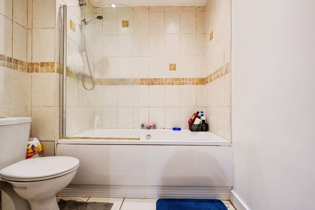 Additional image 10 of 2 bed flat for saleMayfair Court, Prenton CH43