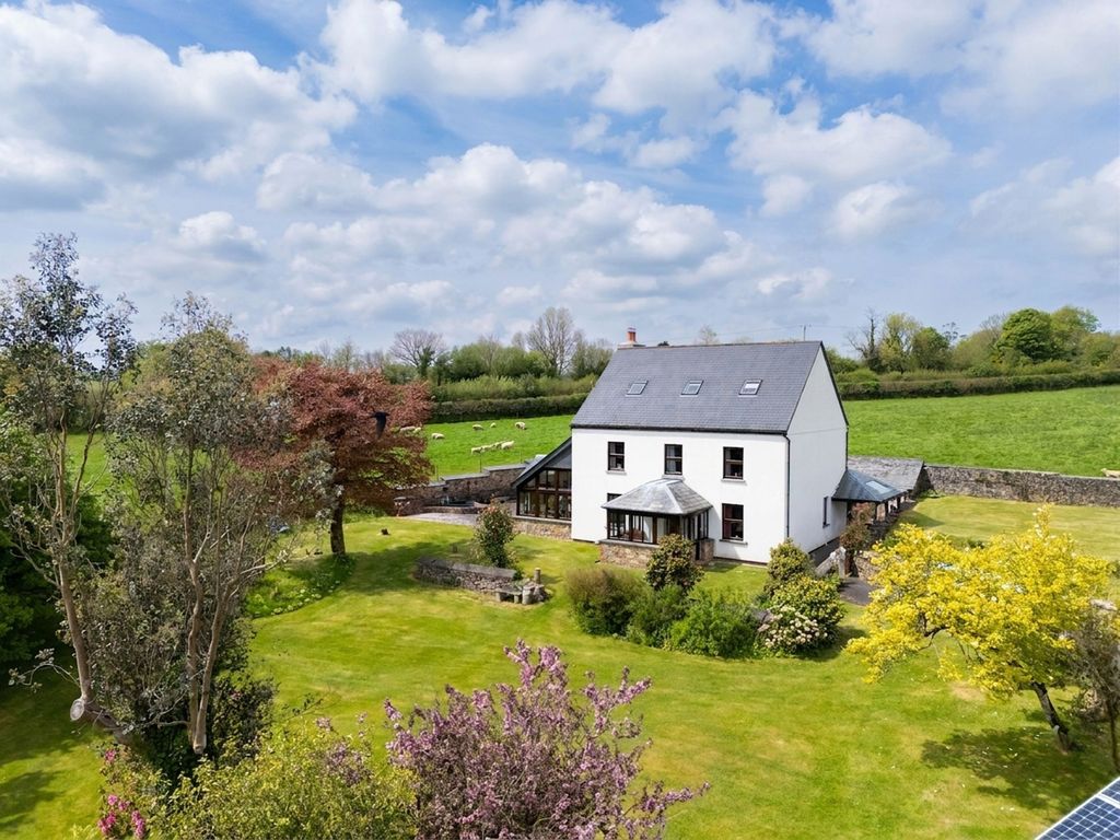 5 bed detached house for saleTrewen, Launceston PL15