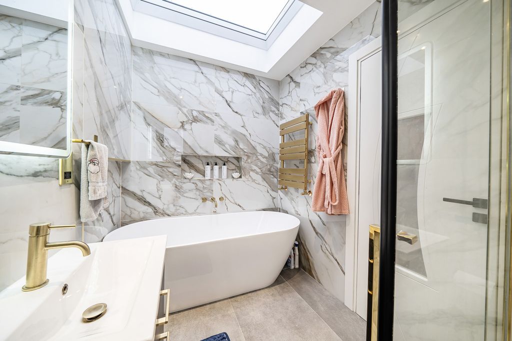 Additional image 10 of 6 bed semi-detached house for saleBriar Crescent, Northolt UB5
