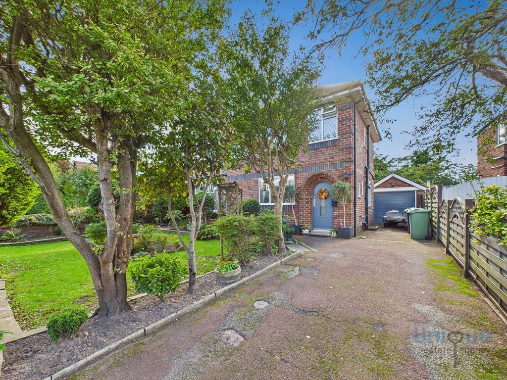5 bed detached house for saleHeyhouses Lane, Lytham St. Annes FY8