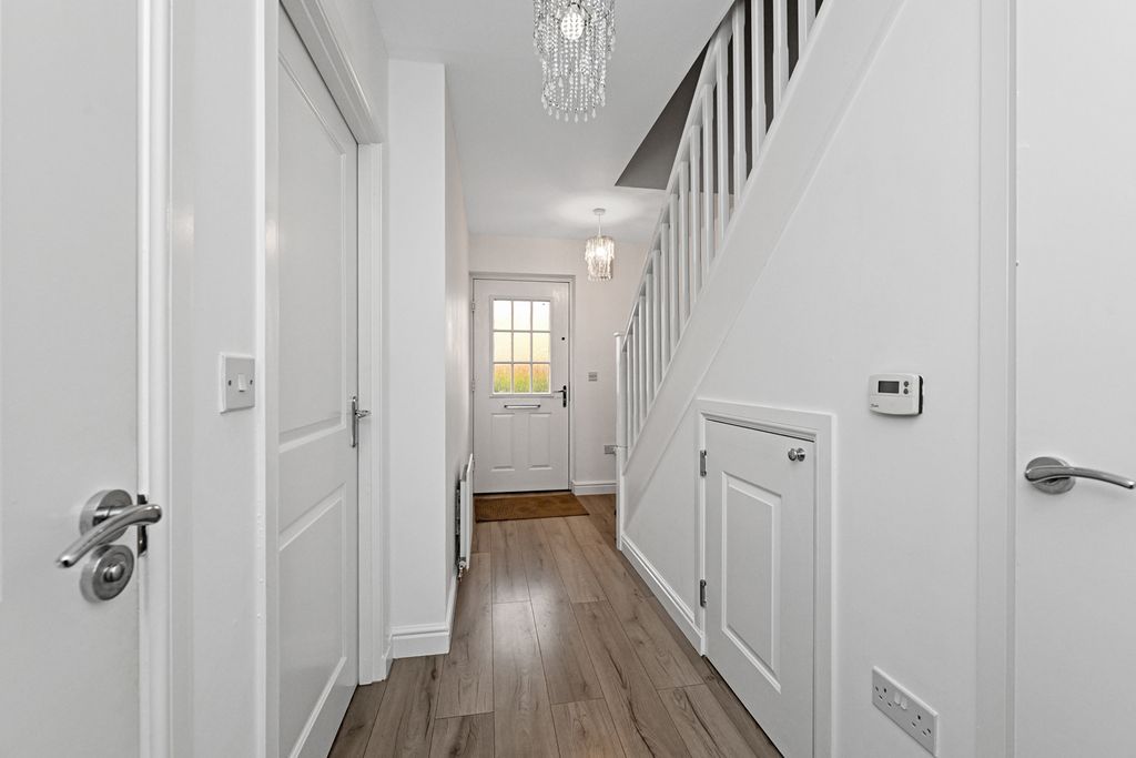 Additional image 6 of 4 bed terraced house for sale2 South Chesters Place, Bonnyrigg EH19