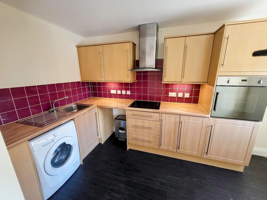 Additional image 2 of 1 bed flat for saleThe Limes, Westbury Lane, Newport Pagnell MK16