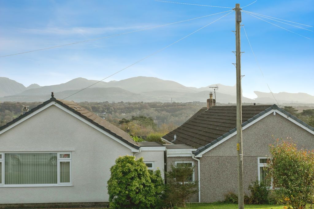 Additional image 12 of 3 bed bungalow for saleMaes Yr Hafod, Menai Bridge, Isle Of Anglesey LL59