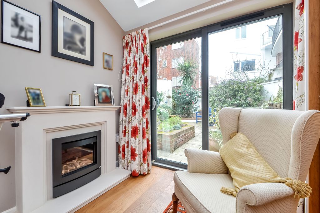 Additional image 8 of 4 bed town house for saleOld Portsmouth, Hampshire PO1