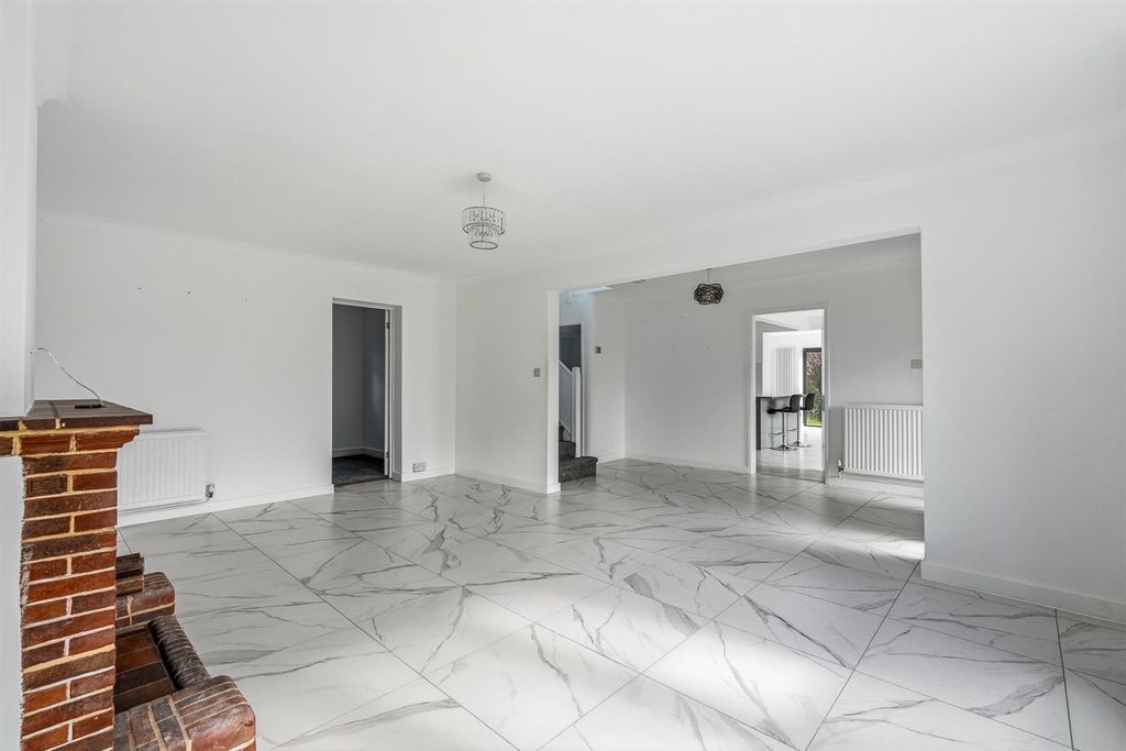Additional image 7 of 5 bed detached house for saleSt. Lawrence Drive, Cringleford NR4