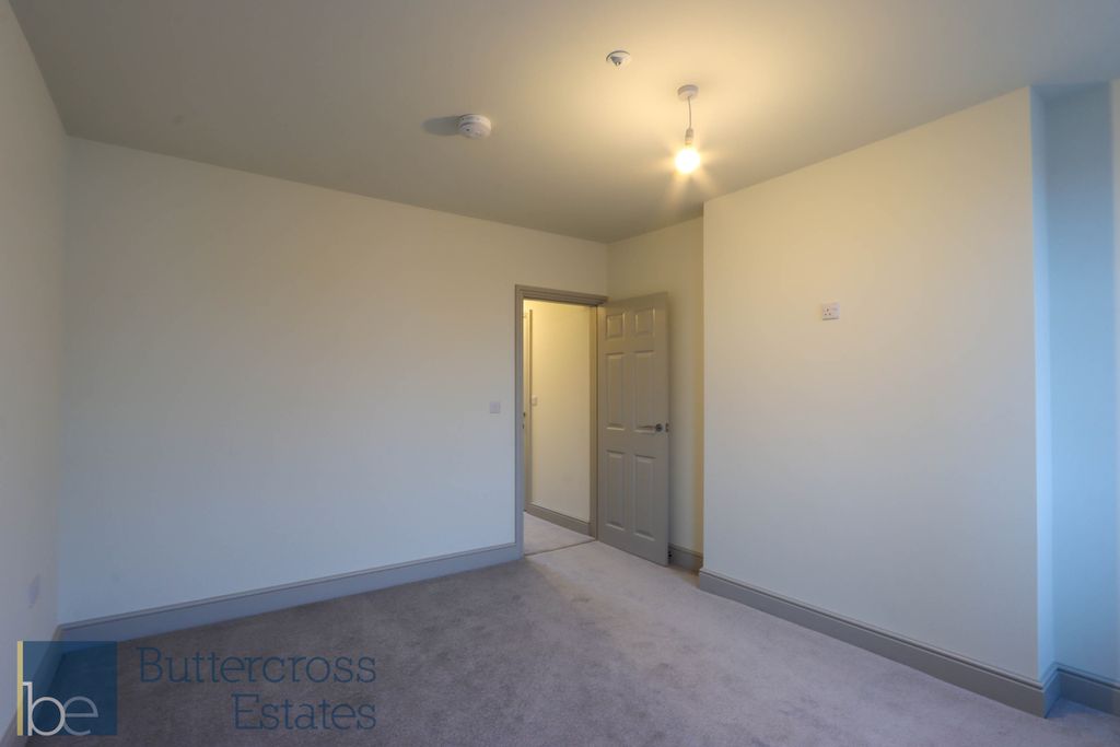 Additional image 9 of 2 bed flat for saleMarket Place, Newark NG24
