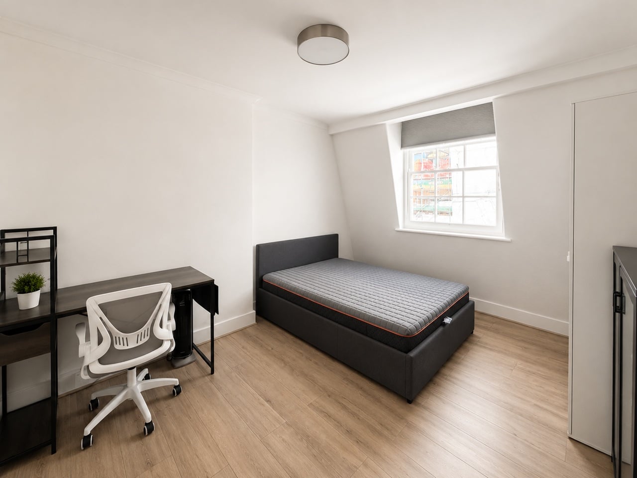 2 Bed Flat, Sinclair House, WC1H, N1 7GU