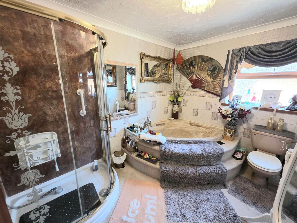 Additional image 13 of 5 bed detached house for saleSitwell Way, Port Talbot SA12