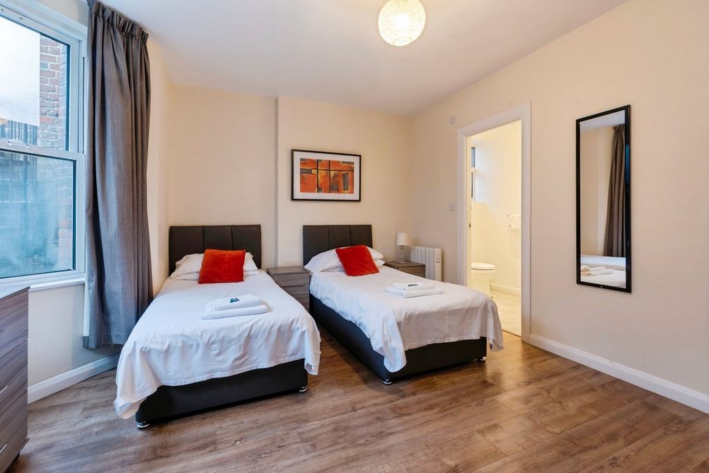 Additional image 9 of 1 bed flat for saleOld Station Road, Newmarket CB8