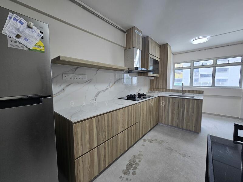673 Hougang Avenue 8 photo 4