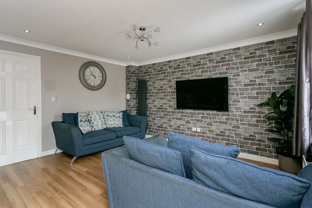 Additional image 5 of 3 bed terraced house for saleBurnbrae Pend, Bonnyrigg EH19