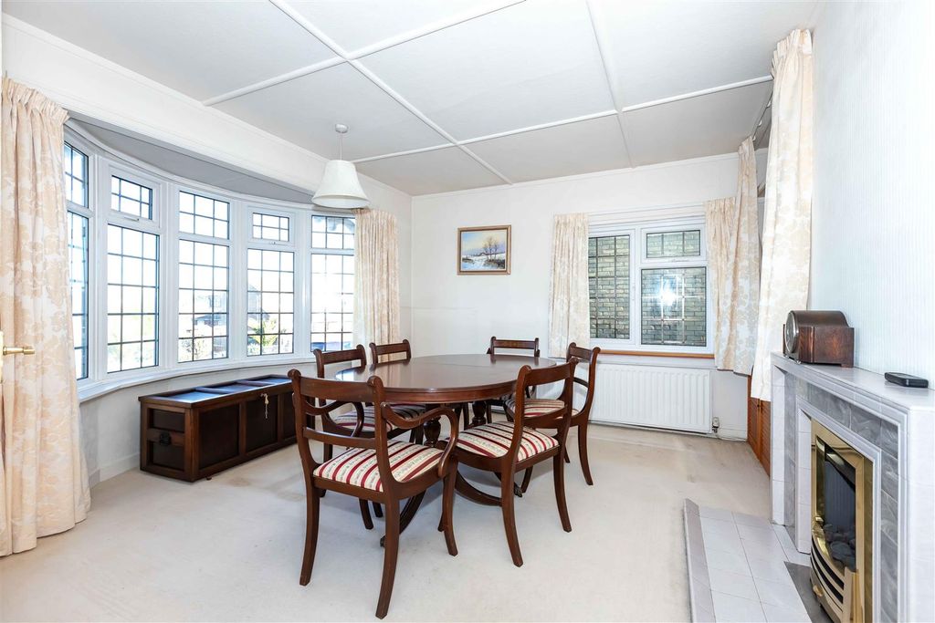 Additional image 6 of 3 bed detached house for saleBrighton Road, Lancing BN15