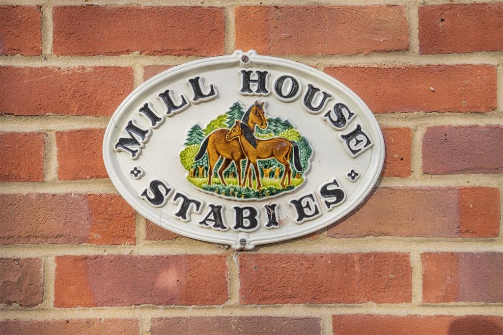 Additional image 48 of 6 bed detached house for saleMill Lane, Newport Pagnell MK16