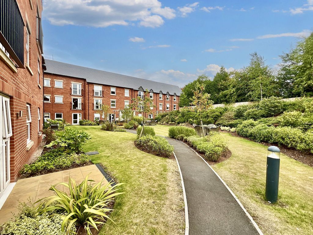 1 bed flat for saleStafford Street, Market Drayton TF9