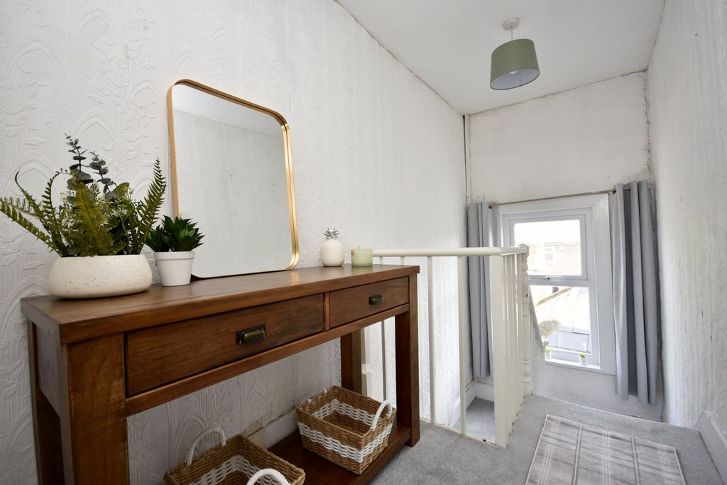 Additional image 10 of 4 bed terraced house for saleOxford Street, Margate, Kent CT9