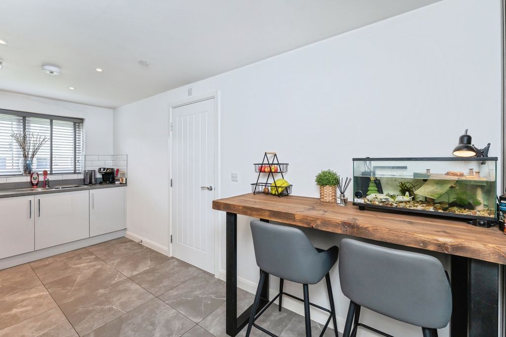 Additional image 8 of 3 bed detached house for saleLlys Carchar, Mold, Flintshire CH7