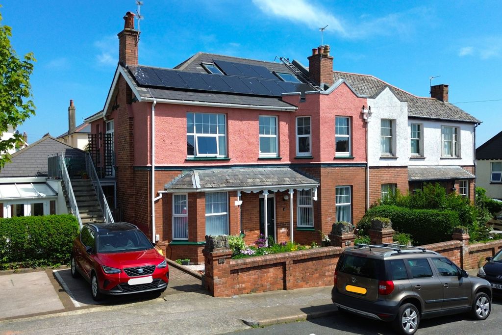 3 bed flat for saleHeadland Park Road, Preston, Paignton TQ3
