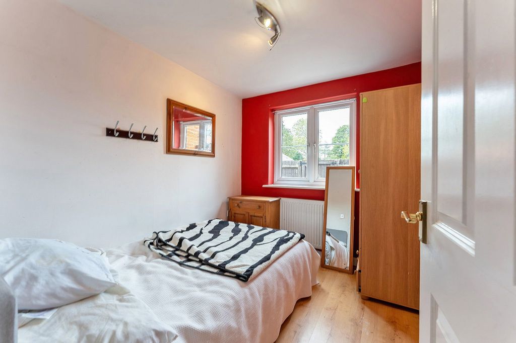 Additional image 11 of 2 bed flat for saleNewton Street, Olney MK46