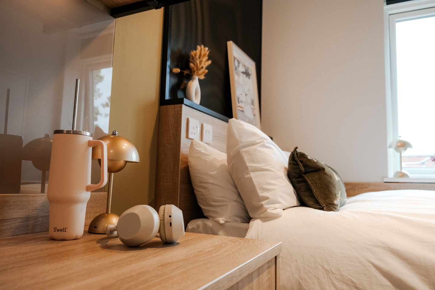 Studio Flat, Avonmouth St, SE1, N1 7GU photo 4
